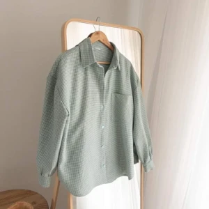 Linneskjorta Handmade *new - This shirt is from 100% linen is made very thick, so it gonna warm you in the winter. I  let it sew but never wear it. It's super unique 😉