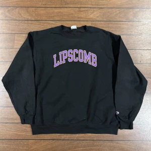 Champion Lipscomb sweatshirt - Snygg vintage Sweatshirt i storlek XL! Bara att skriva om du undrar över något🙏