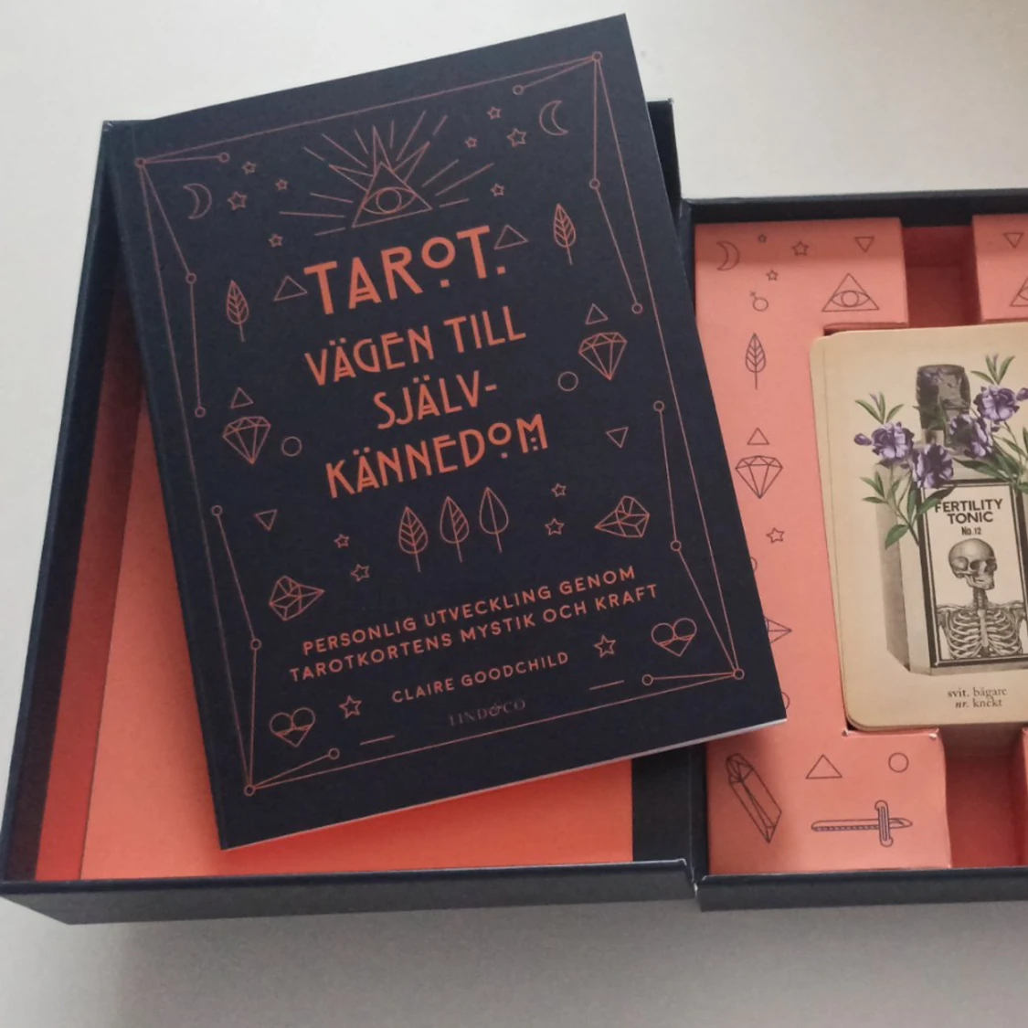 Tarot, vägen till själv kännedom  - 90