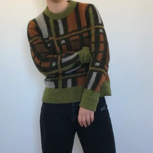 COS Stickad Tröja - COS stickad tröja, storlek S. 