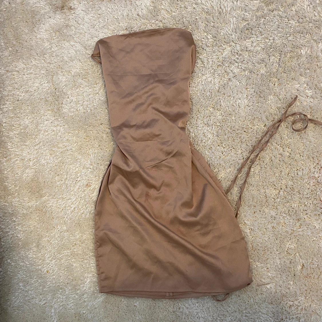 Satinklänning  - 90