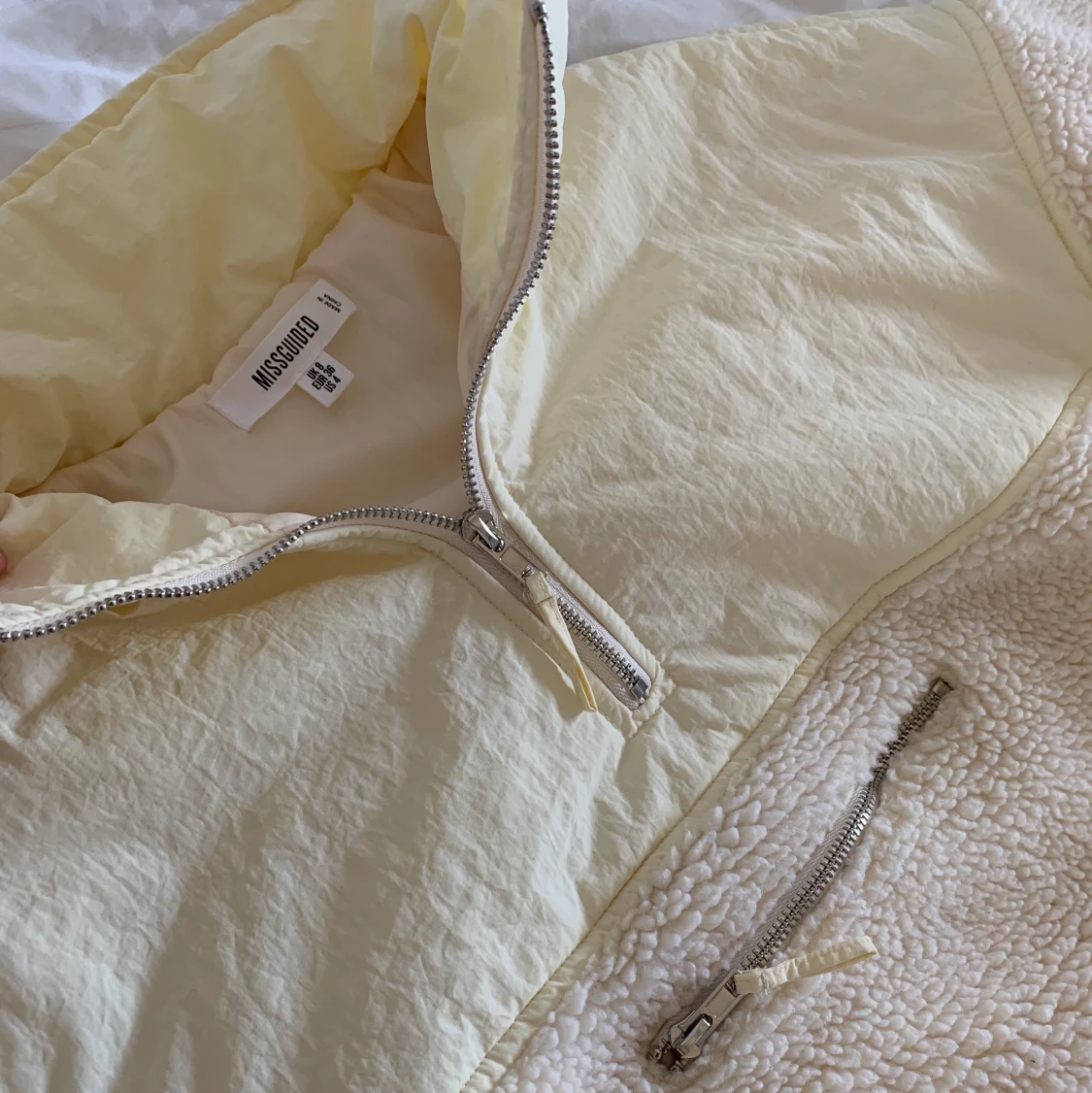 Beige/gul teddyjacka, windbreaker jacka - 91