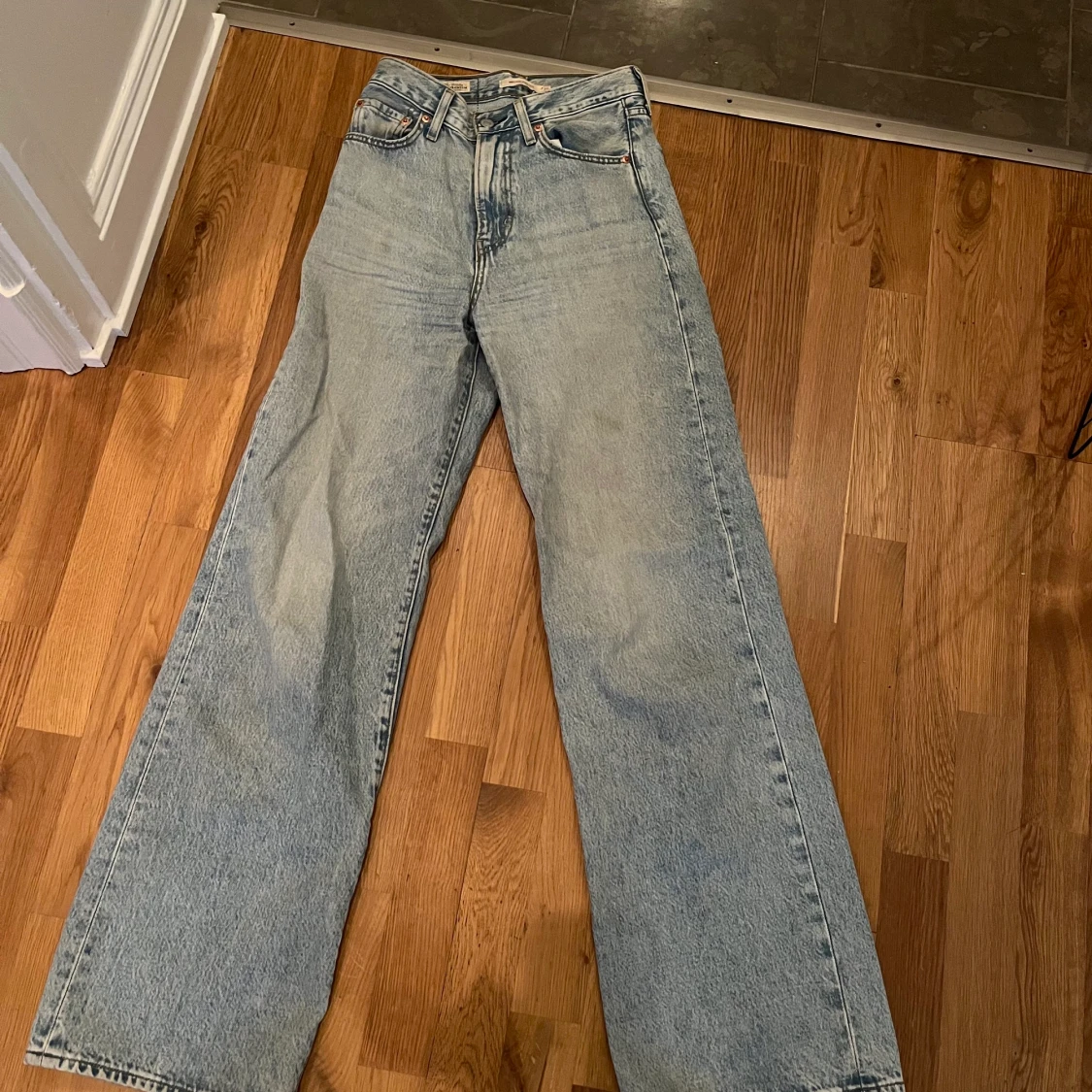 Levi’s ribcage wide leg (LÅNGA)