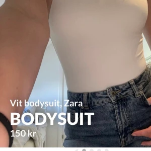 Bodysuit zara vit  - Vit Bodysuit från zara. Har dubbel tyg vid bysten för mer stöd. 