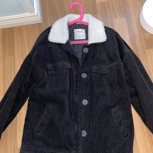 Jacka xs  - Jacka oanvänd, köpt i Berlin. 