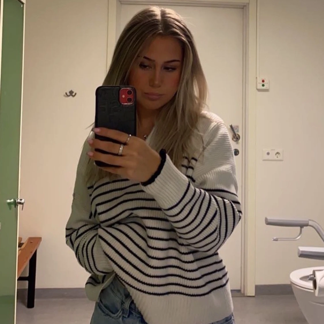 Randig stickad tröja - 90