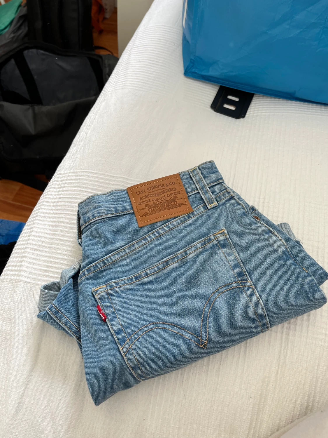 Levis shorts - 90