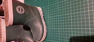Barnskor  - Gummistövlar 18cm höga. Super lätta att ta på sig