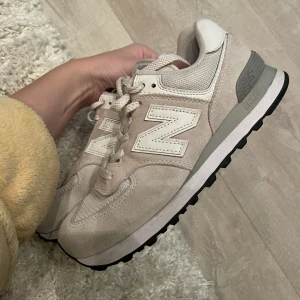 New Balance  - New Balance 574or i beige🤎 Storlek 38