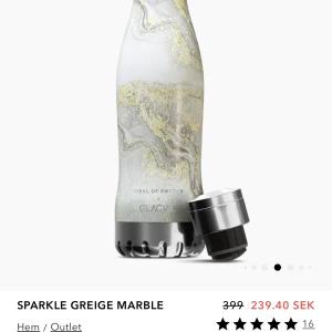 Vattenflaska  - Hej jag säljer helt nytt flaska på grund av köpte två