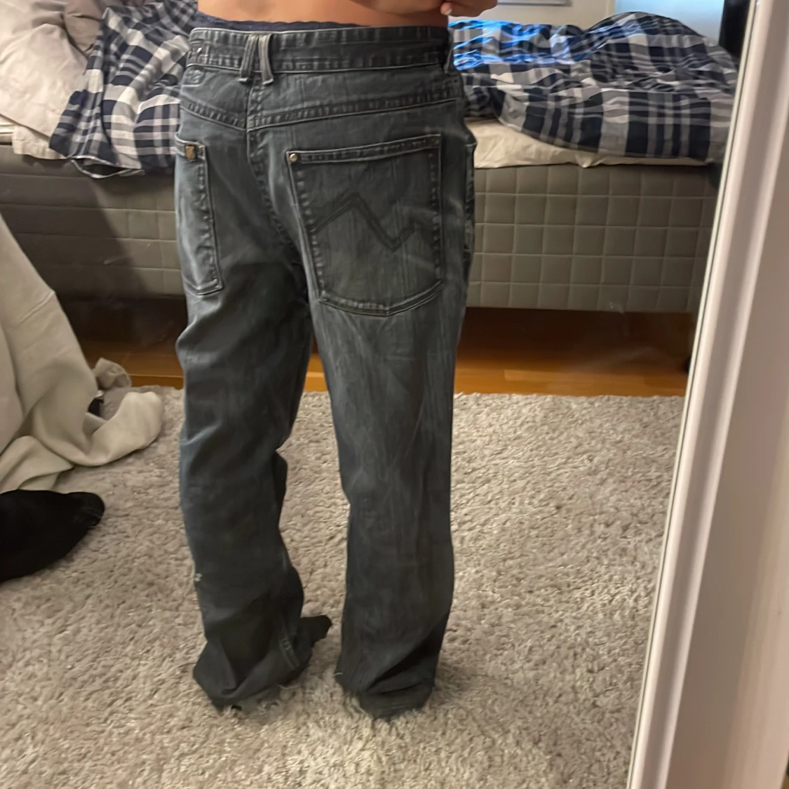 mörka låga jeans - 90