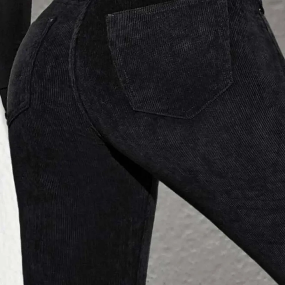Super fina byxor som är helt oanvända! Strl S Egna bilder kan skickas i chatten :) 💞. Jeans & Byxor.