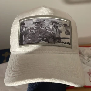 Maggiore C9 - Har använt den i 1 vecka och kände att jag inte behövde dem. Priset kan alltid diskuteras.