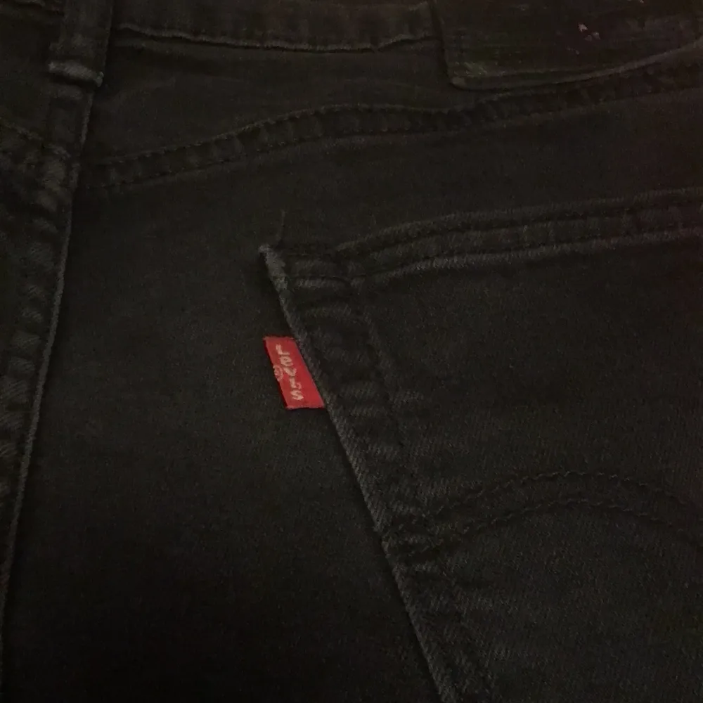 Svarta Levis jeans storlek M/L. Jeans & Byxor.