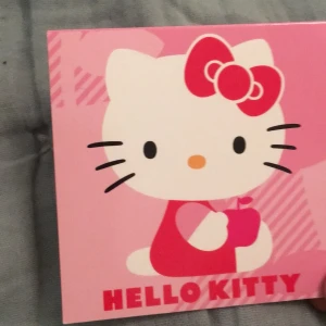 Hello kitty  - Hello kitty brev ish eller som man bara ha eller rita på (ingen frakt tillkommer)