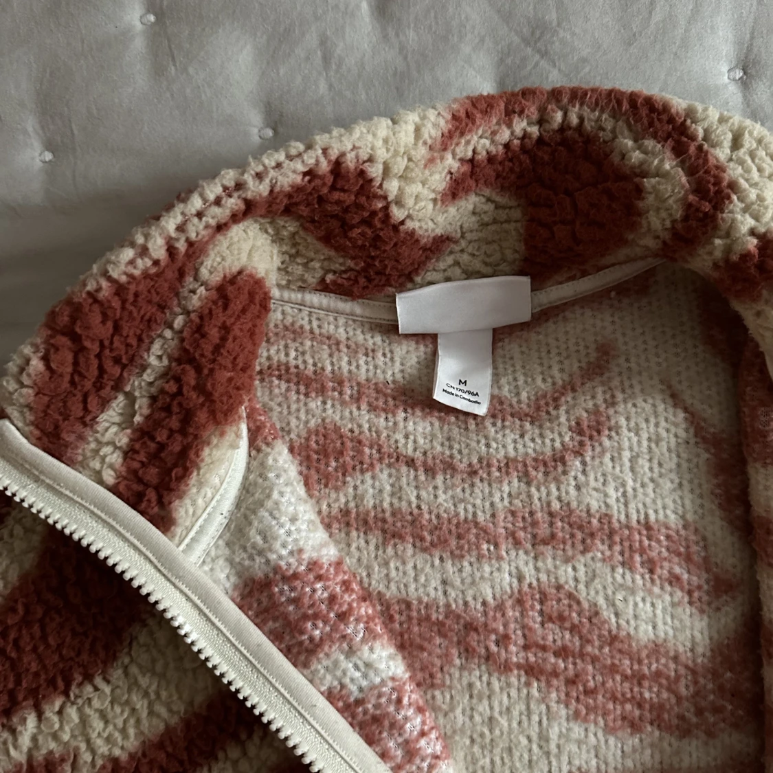 Snygg kofta/tröja monki - 90