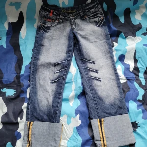 Jenas - Tre kvarts jeans