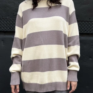 Brianna Sweater Brandy Melville  - Brianna sweater 