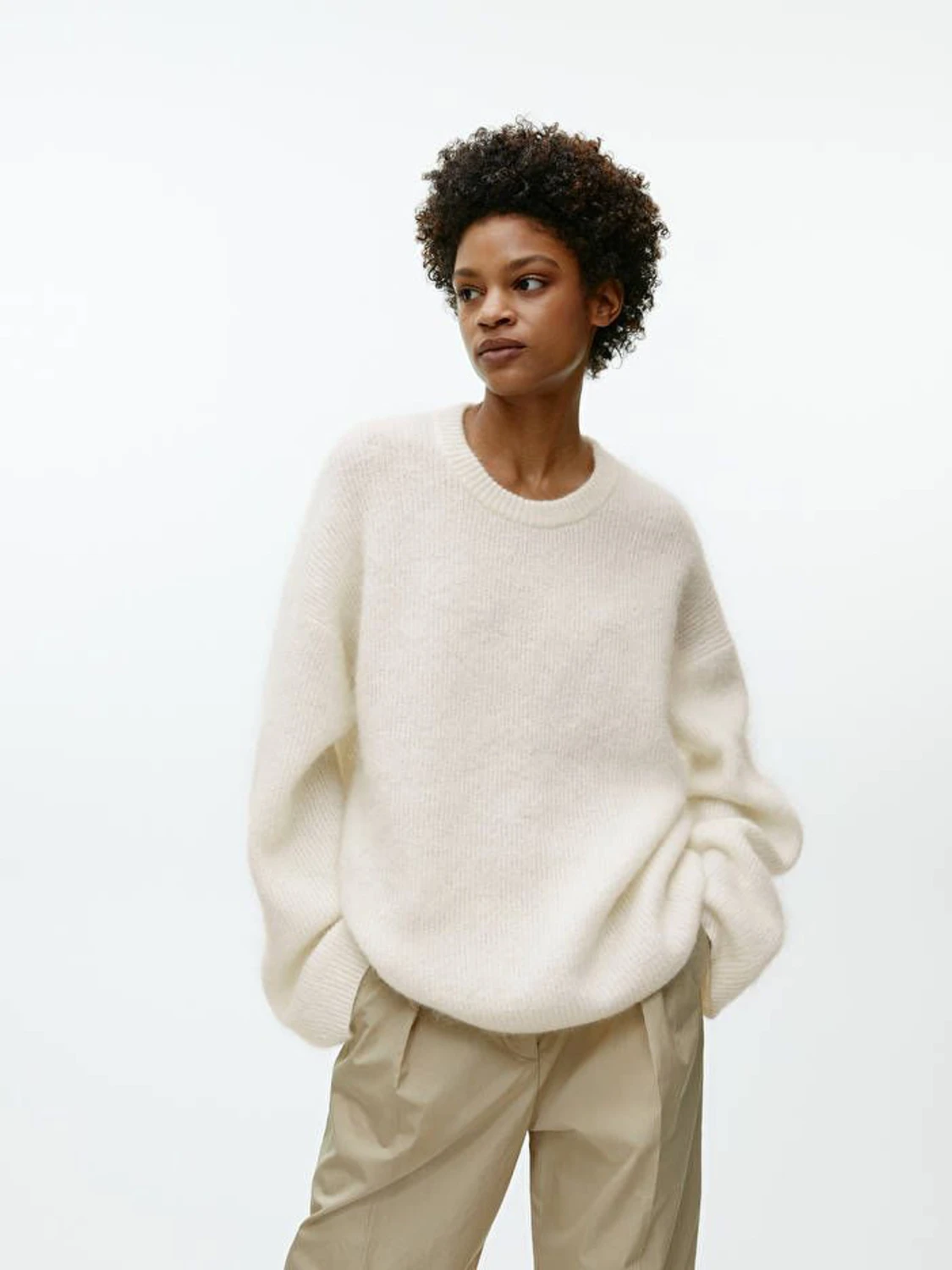 Arket Mohair slutsåld stickad tröja i Stl L