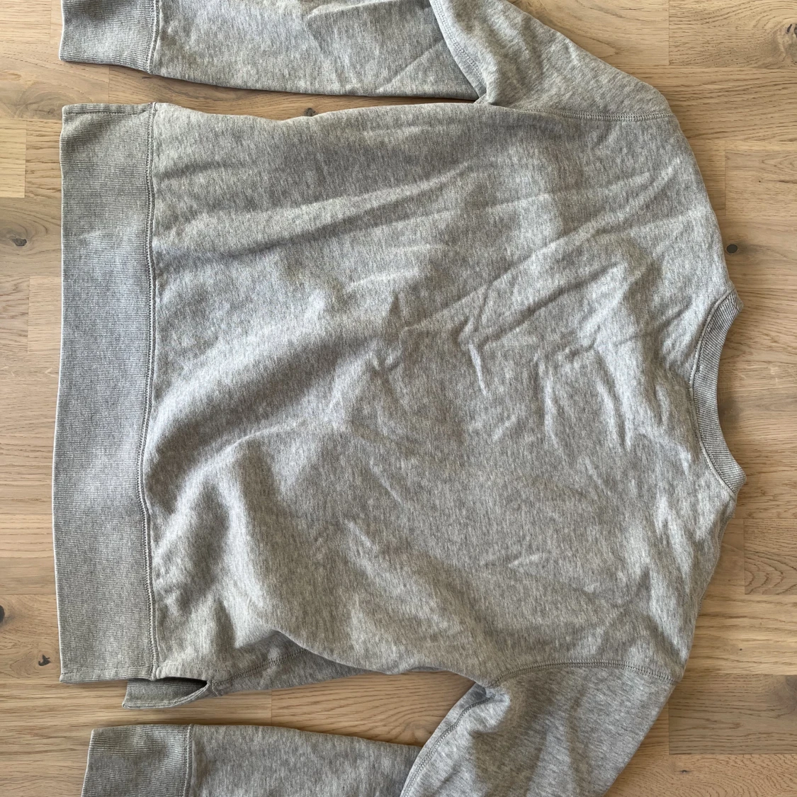 Sweatshirt - 91
