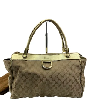 Gucci handväska  - Snygg daglig “all around” väska  Väl omhändertagen, få eller inga märken av användning.  Finns fler bilder 