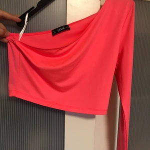 Shein T-shirt - Shein T-shirt