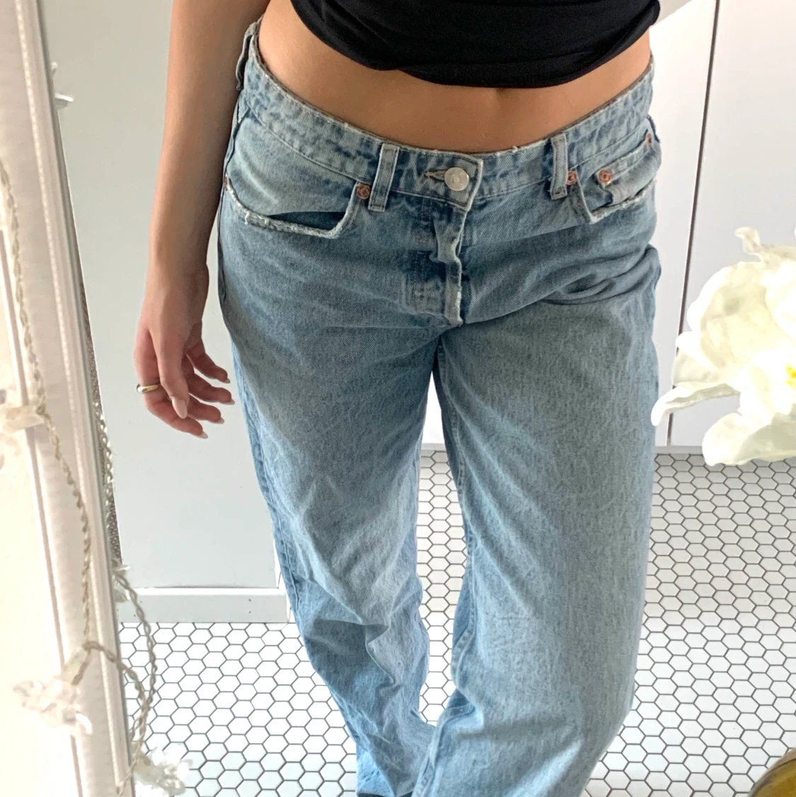 Lågmidjade Zara jeans - 91