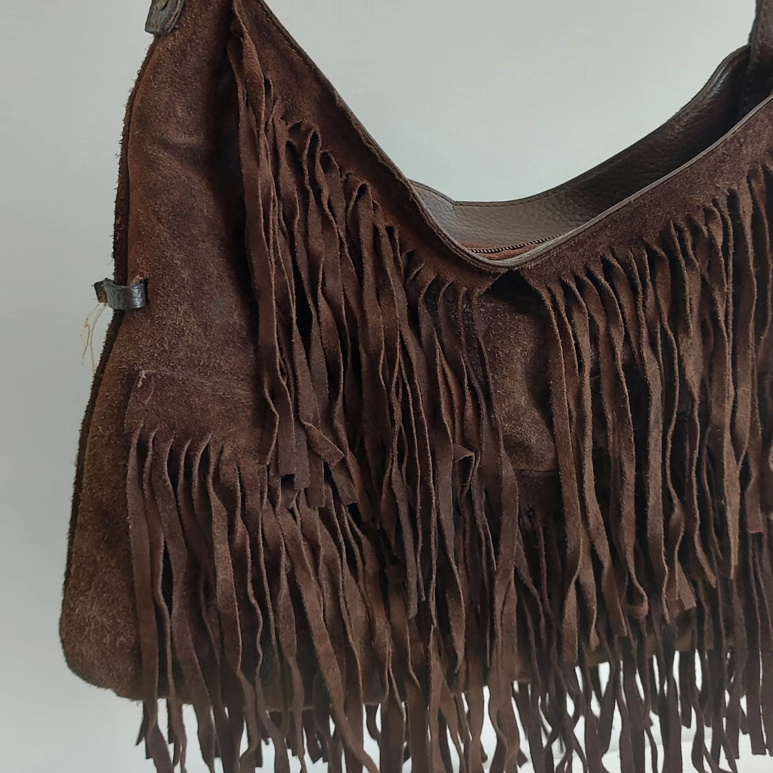 Väska med fransar 