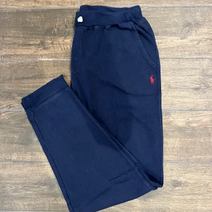 Ralph Lauren byxor - Ralph Lauren byxor. Knappt använda. Fint skick. 