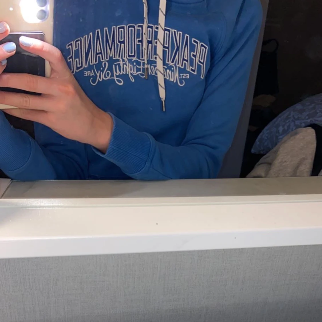 Peak preformance hoodie - 90