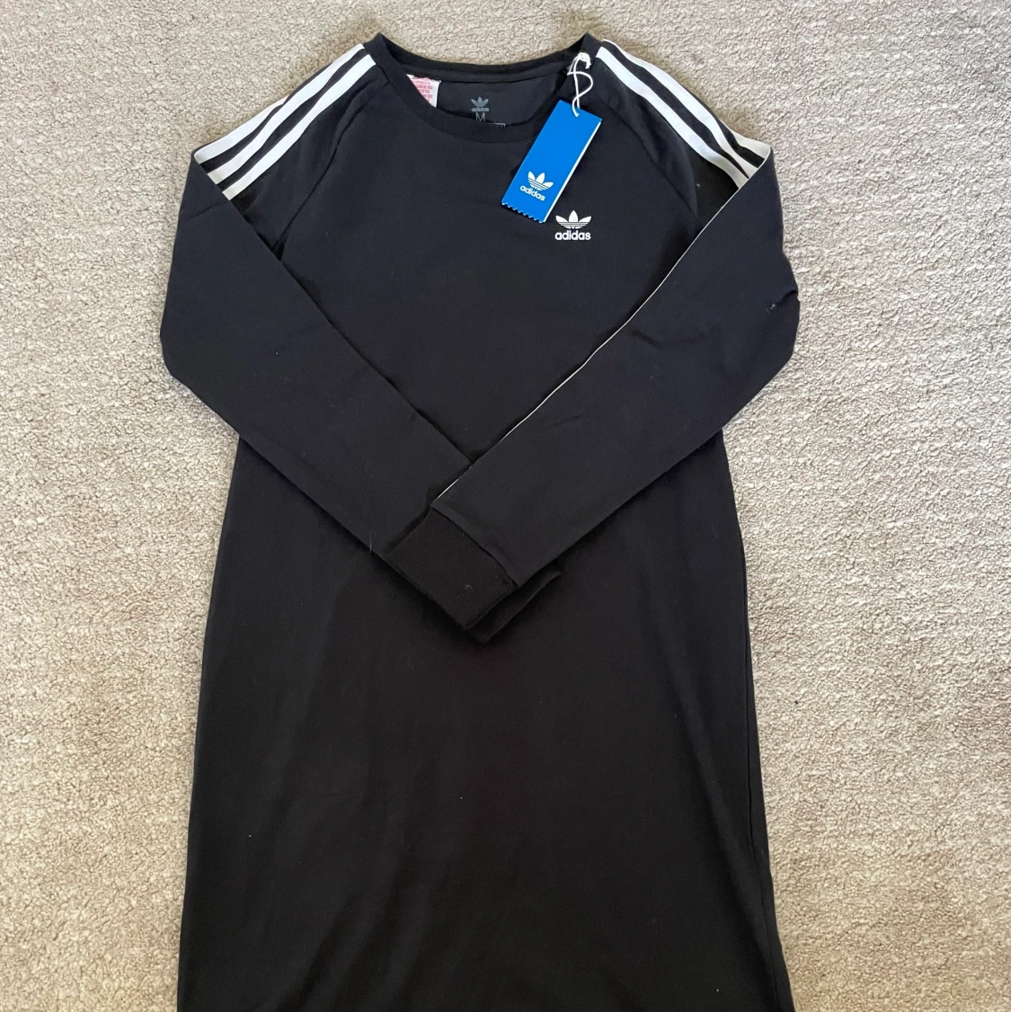 Adidas klänning