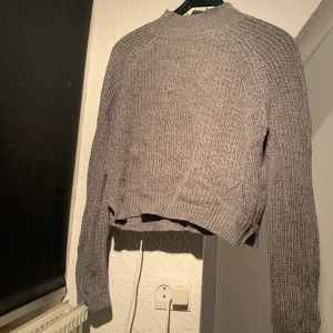 Grå stickad tröja - Mysig tröja strl S