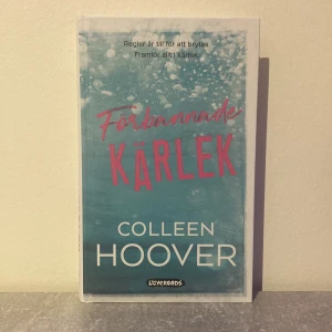 Förbannad kärlek  - Ugly love på svenska av Colleen Hoover 💙