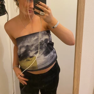 Bandeatopp - Bandea topp från Åhléns, knappt andvänd