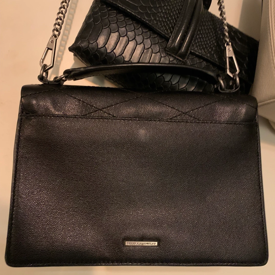 Rebecca minkoff väska  - 91