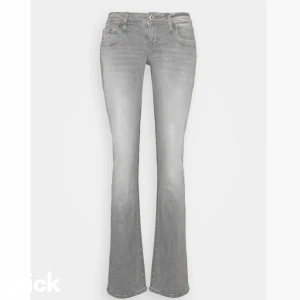 LTB Valiere jeans - De populära och slutsålda LTB Valiere jeansen. Storlek 25/32