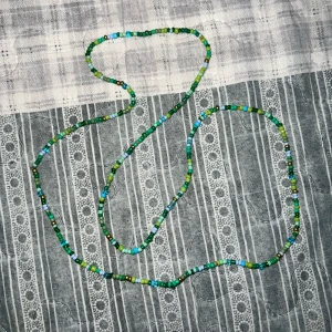 Magband magsmycke pärlband till mage - Magband/magsmycke av pärlor, handgjorda🤍 finns i flera färger, man kan välja själv☺️ 179 kr styck