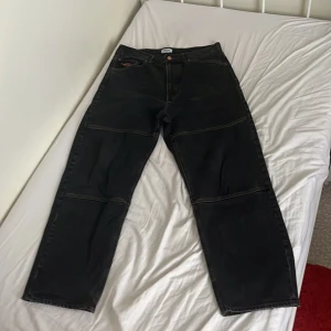 Weekday jeans - Använde dem mest för typ 2-3 år sen. Relativt bra skick. Original pris 600.