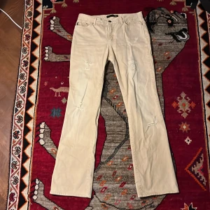 . - Feta cavalli byxor till salu🫡