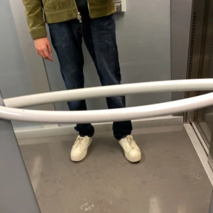 Lee jeans - Säljer dessa skit snygga lee jeans i en mörkblå färg. Storlek 34/34