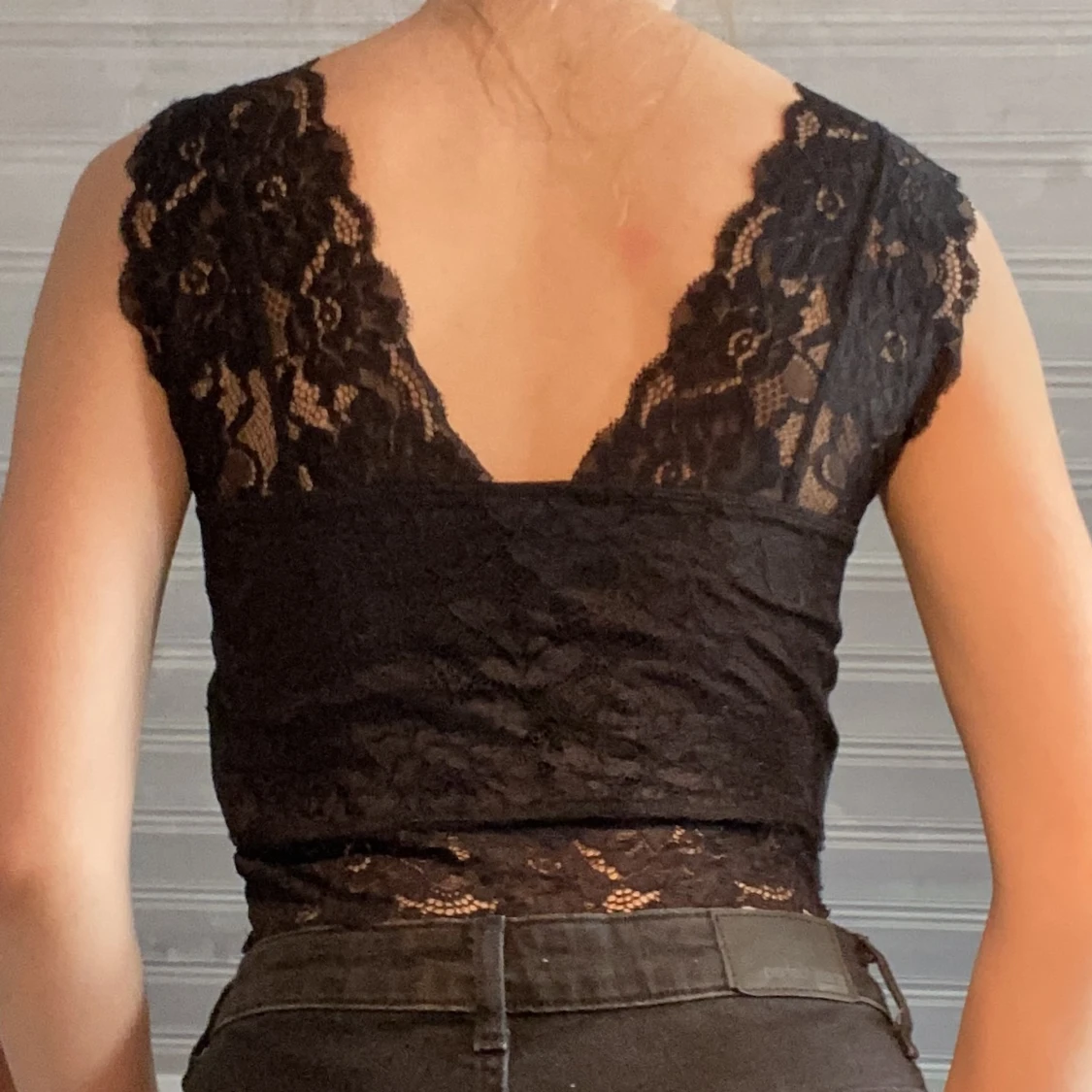 Svart spetstopp - 91