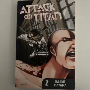 volym 2 av manga serien attack on titan. nyskick. du ansvarar för frakten. 