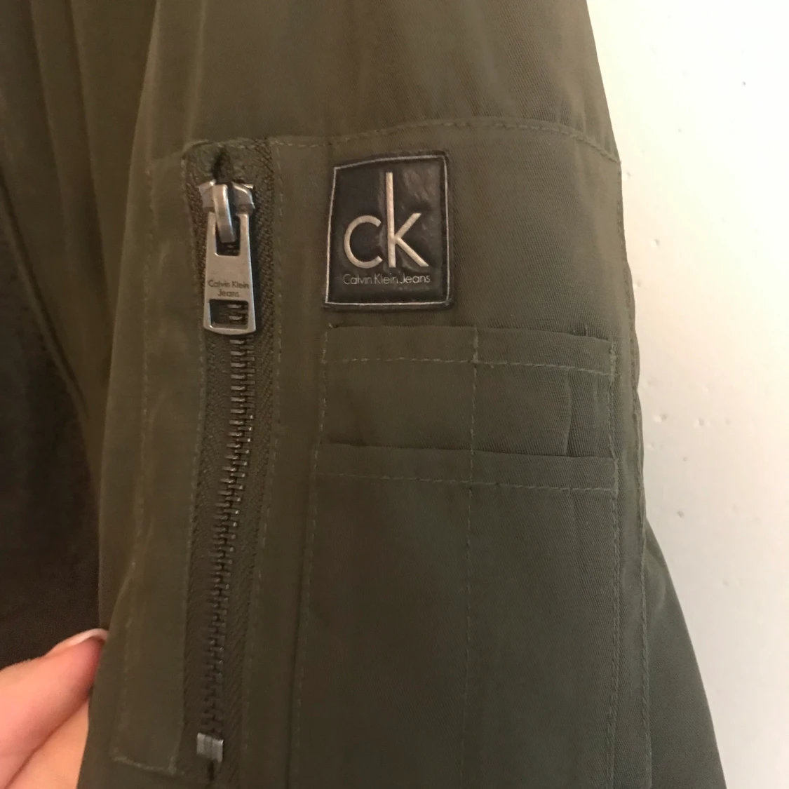 Calvin Klein bomber jacka  - 90