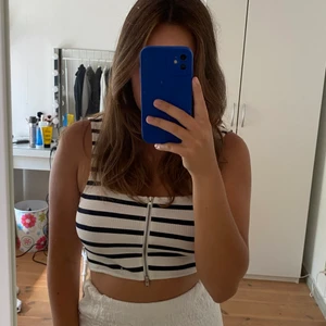 Zara topp  - Fin somrig topp från zara som jag tyvärr inte får så mycket användning av längre 