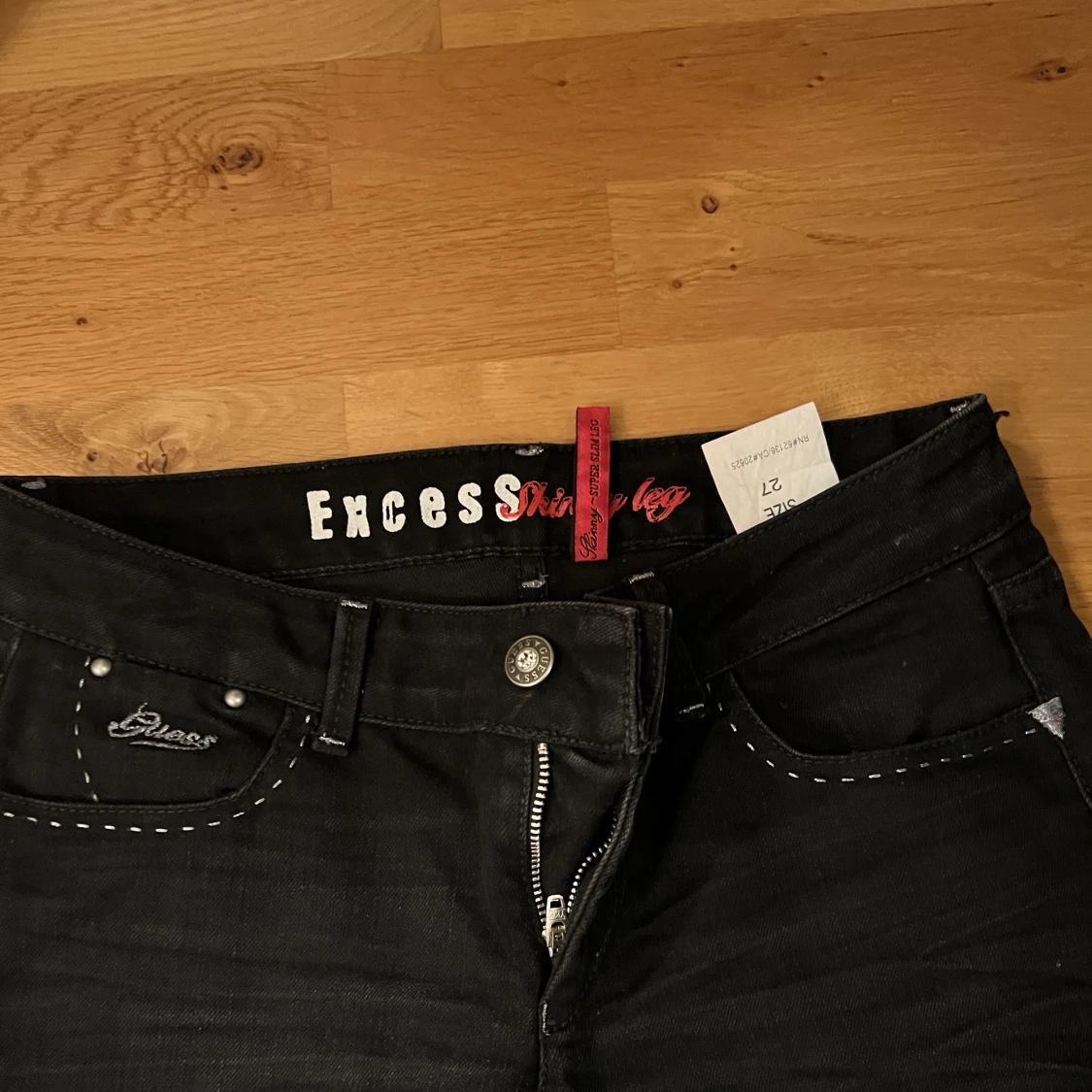 Guess lågmidjade jeans  - 90