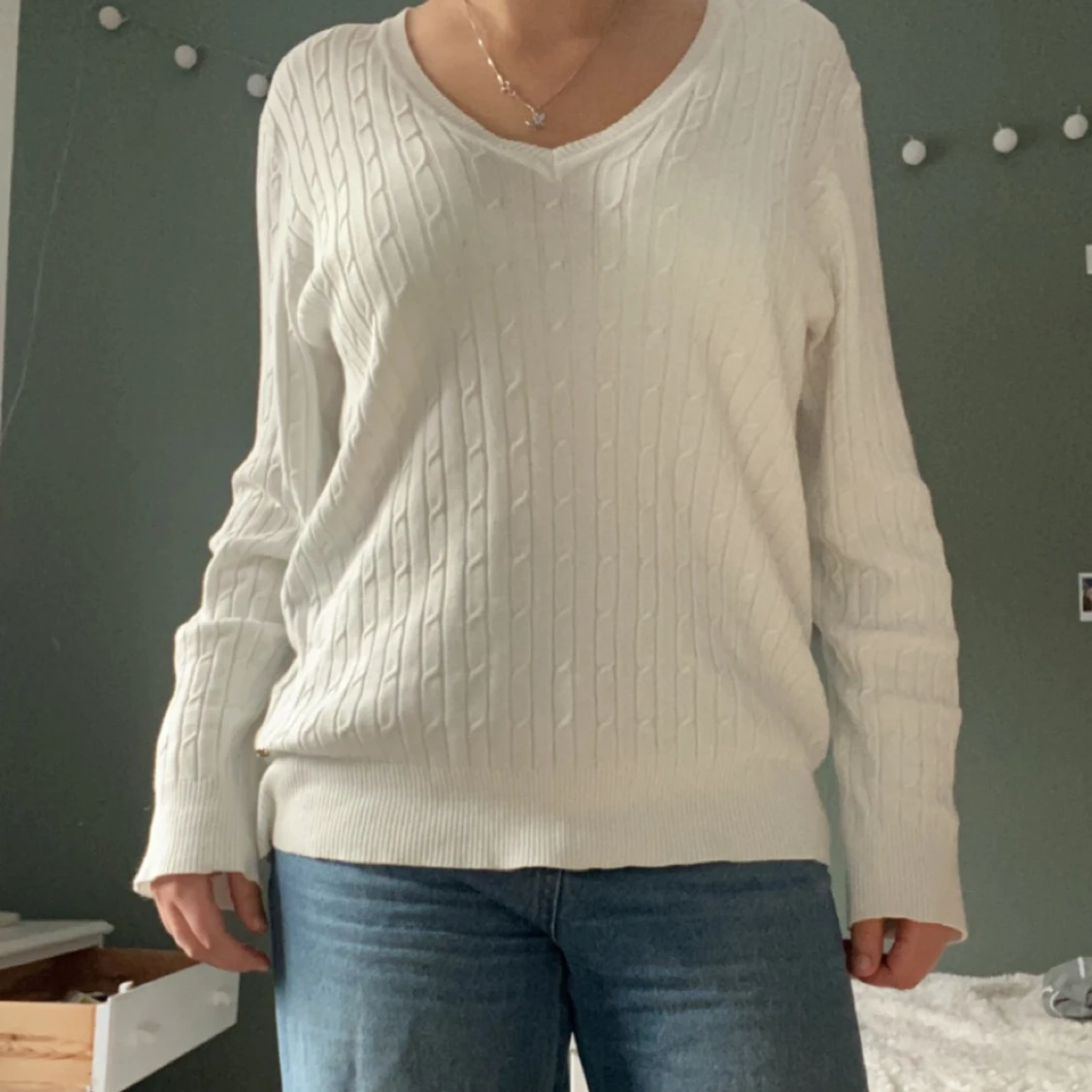 Vit tröja! 🎧 - 90