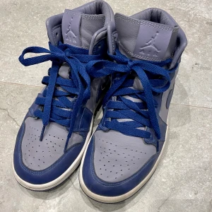 Air Jordans Strl 38 - Lätt använda Nike Air Jordans blå storlek 38