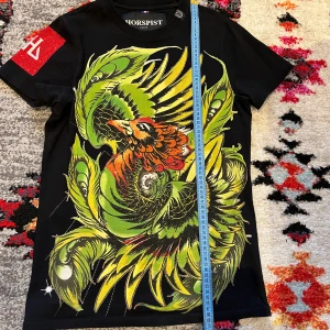 Horspist Tshirt strl M - En horspist tshirt i god kondition köpt i trelupi vid masthugget för 1500. För fler bilder så skriv!