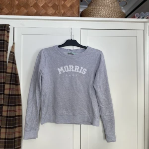 Grå Morris lady tröja  - I fint skick  Stl Xs  Ljusgrå 