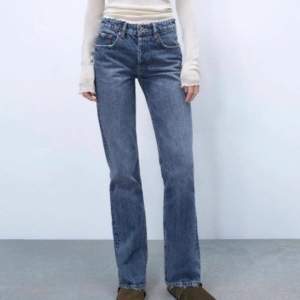 Säljer dessa jeans från Zara⭐️storlek 34💗(frakten ingår ej) 
